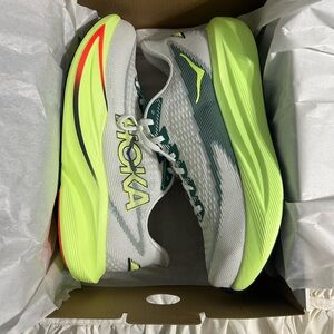 Hoka Mach 7 (W 10 — NEW!)
